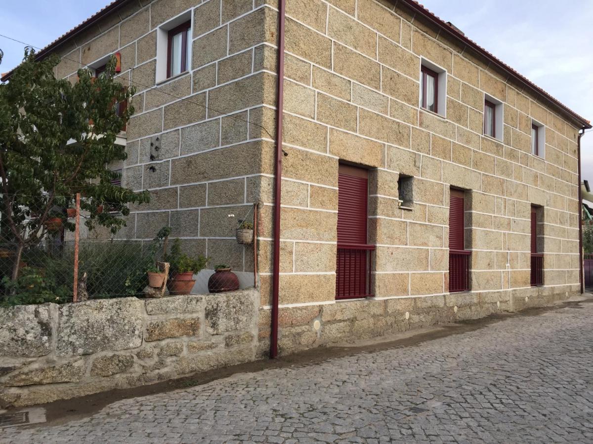 Casa Da Aldeia Da Avo Bed & Breakfast Valpacos Bagian luar foto